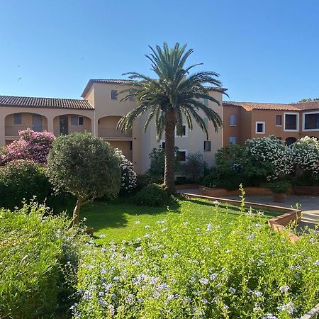 2 Bedrooms, 15 Min Walk To Beach, Ac, Pool & Fiber Internet In A Quiet, Private Gated Domain 5Kms To St Tropez Cogolin Eksteriør bilde