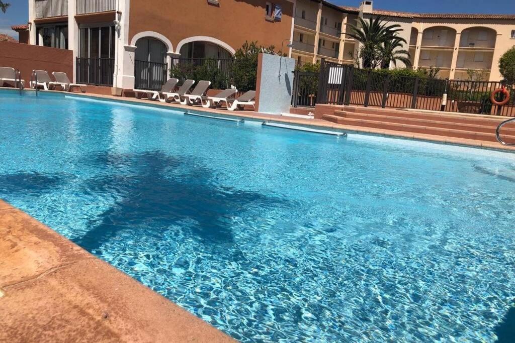 2 Bedrooms, 15 Min Walk To Beach, Ac, Pool & Fiber Internet In A Quiet, Private Gated Domain 5Kms To St Tropez Cogolin Eksteriør bilde